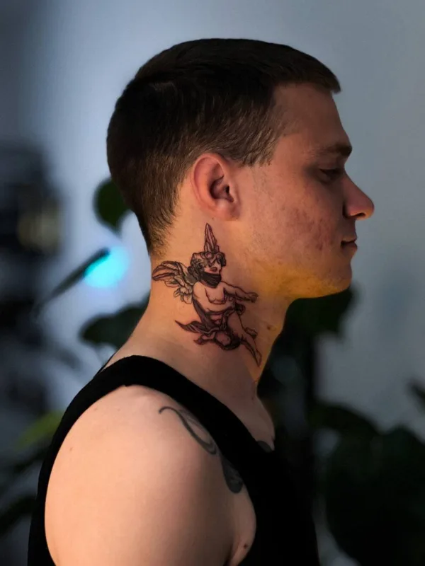 male black and grey engraving Tatuagem em neck #130426 | Tatuador Dmitriy Makabr
