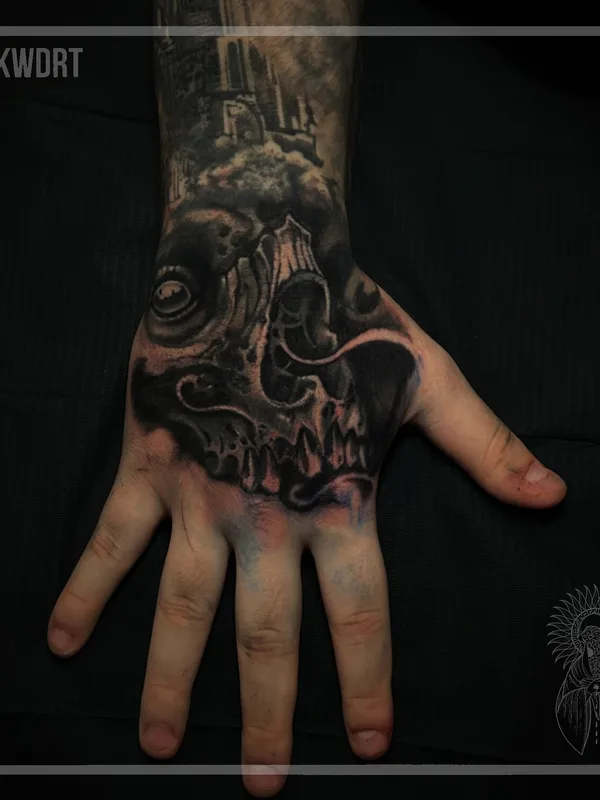 male blackandgrey realism Tatuaggio su palm #95756 | Tatuatore Константин Квадрат