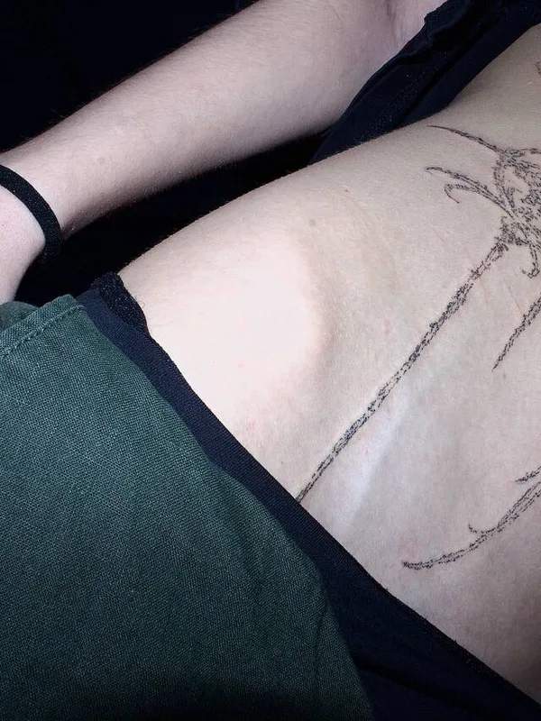 black abstract tattoo auf side #99791 | Tätowierer unkovski