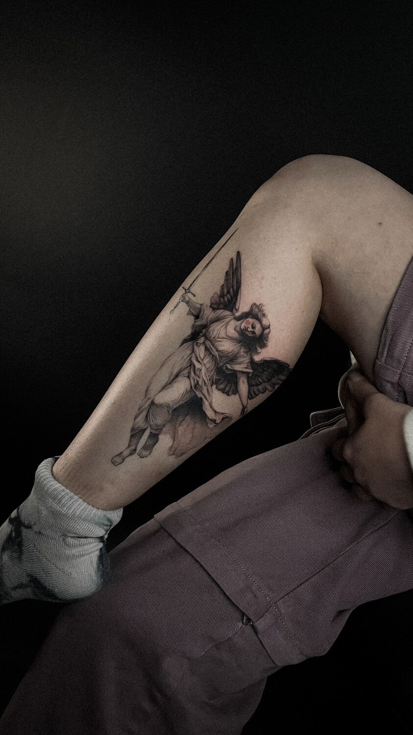 Чёрно-серая tattoo by VALENTINA TISHE