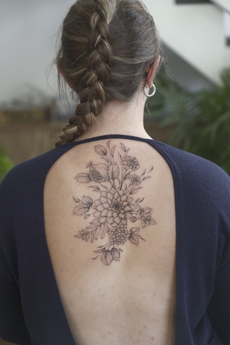 Botanical tattoo by Daria Inkwaves