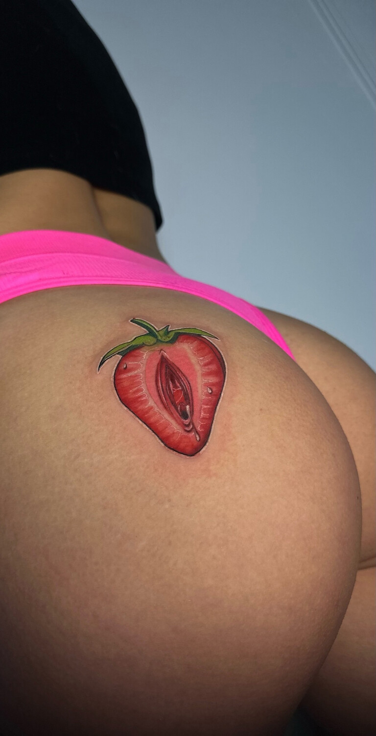 Illustrative Fruit, Vulva tattoo on Hip