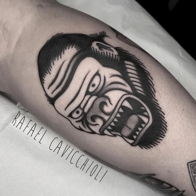 Tattoo artist Rafael Cavicchioli