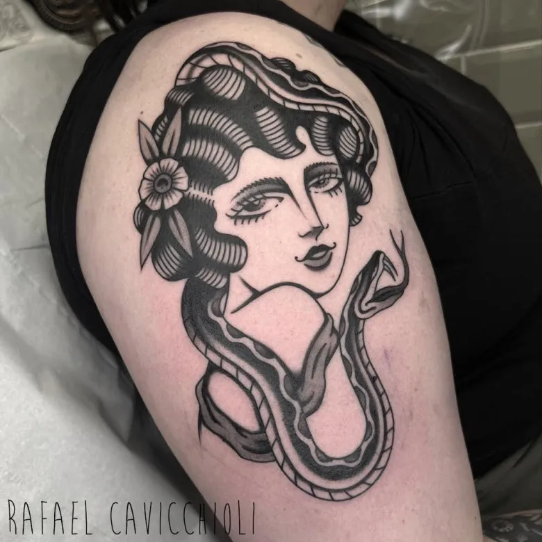 Tattoo artist Rafael Cavicchioli