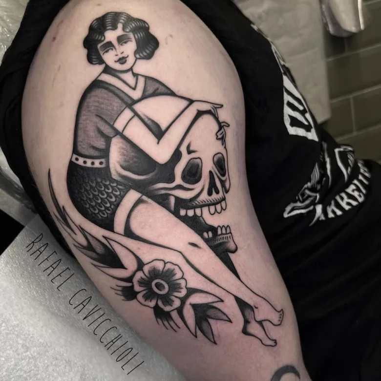 Tattoo artist Rafael Cavicchioli
