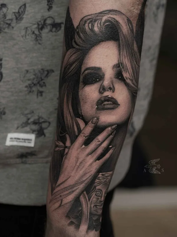 female black and grey realism 타투 부위 forearm #10100 | 타투이스트 Саша Сорса