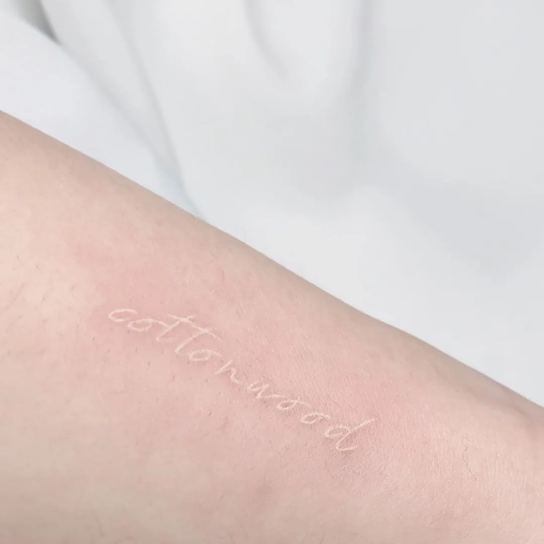 Белая татуировка | Тату мастер @seol_tattooer Белая татуировка | Тату мастер @seol_tattooer
