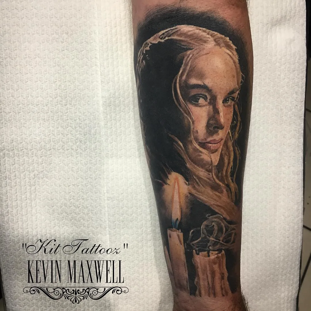 Tattoo artist Kevin Maxwell