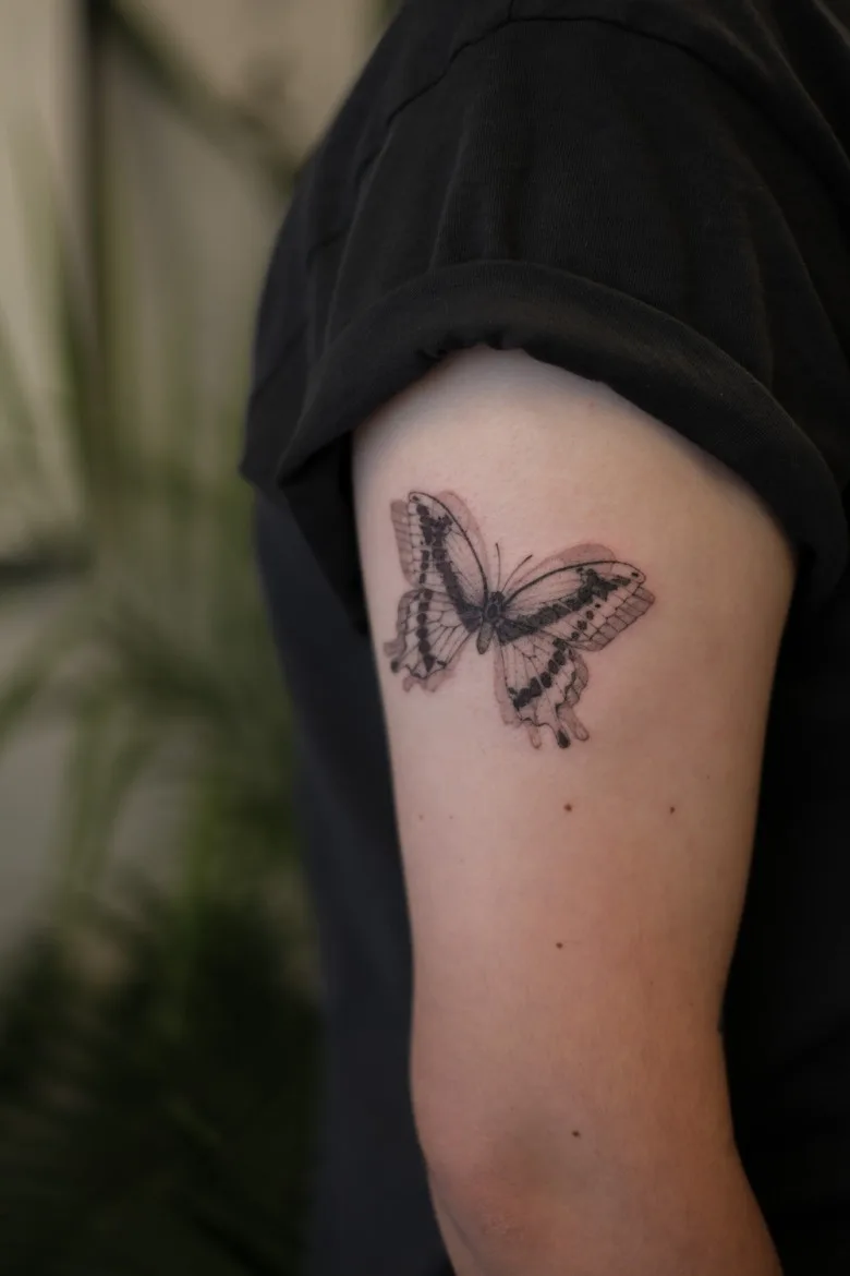 Tattoo artist Sofia Lanbina (@betstattoo)