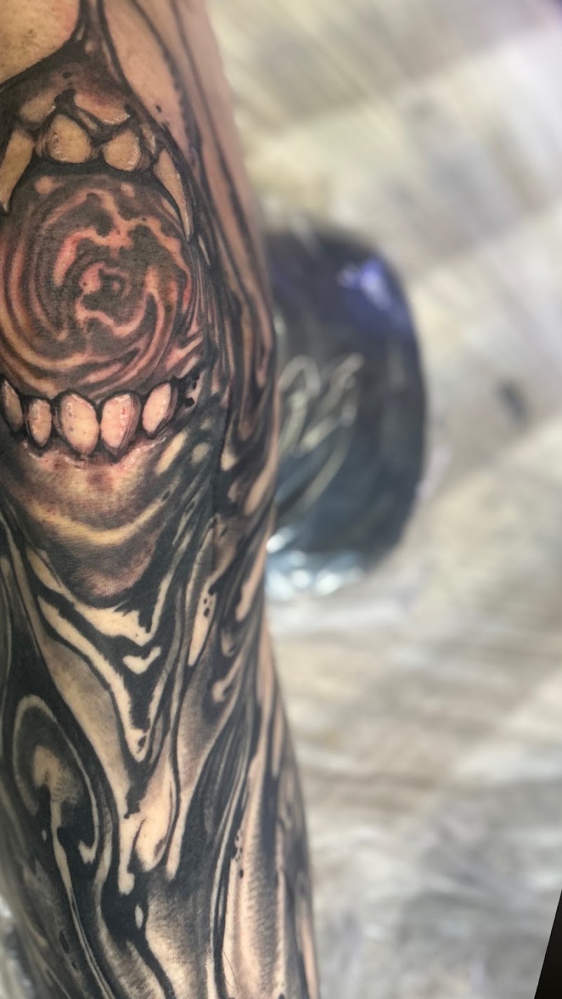 11号室/Tattoo studio osaka タトゥースタジオ 大阪