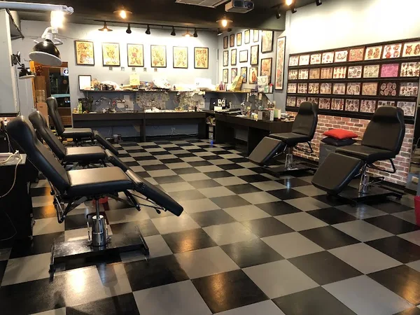 201 Tattoo Shop