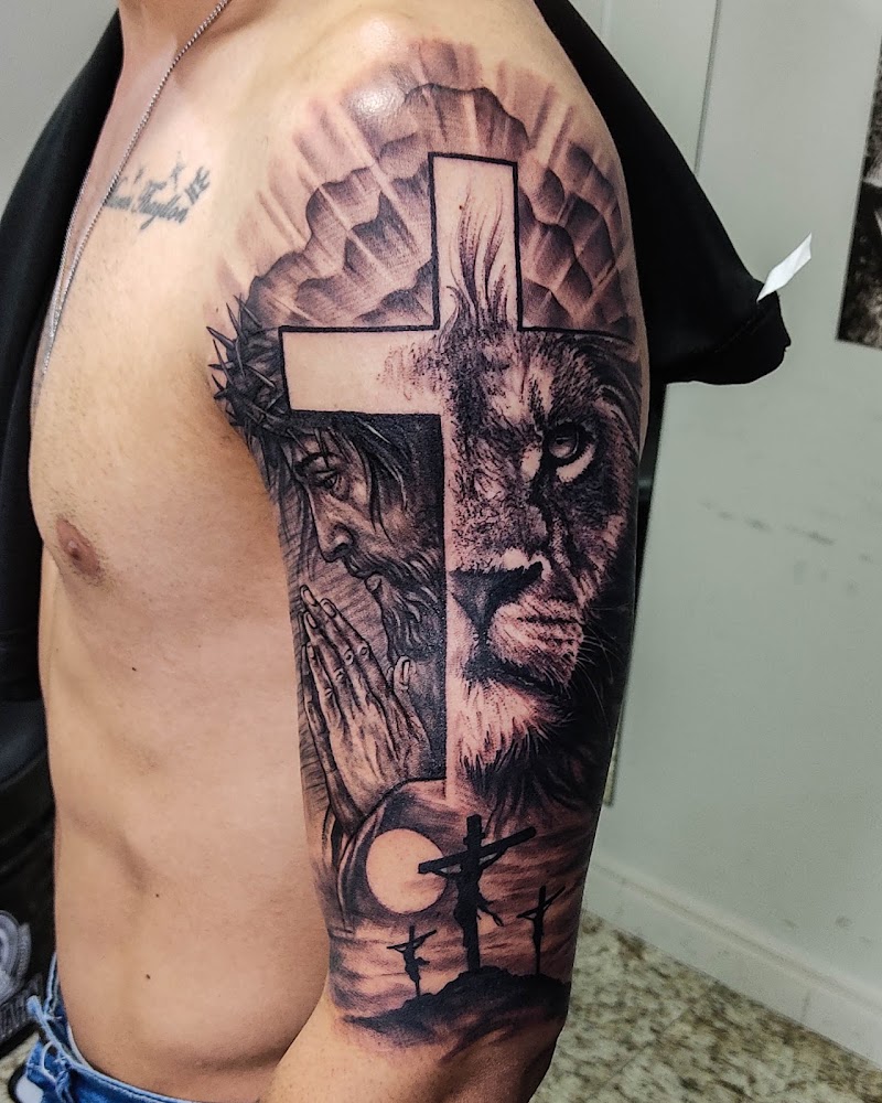 Art Tattoo Cwb