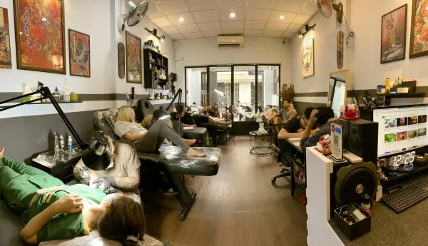 Bee Ink Tattoo Studio - Tiệm Xăm Tân Phú