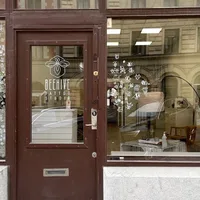 Beehive Tattoo Studio
