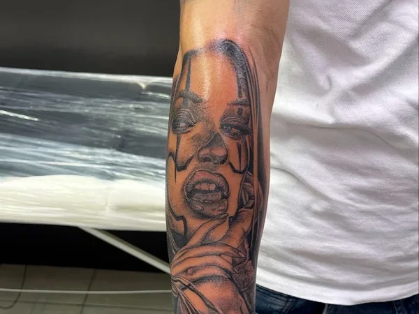 BETRUE INK TATTOO BODY PIERCING