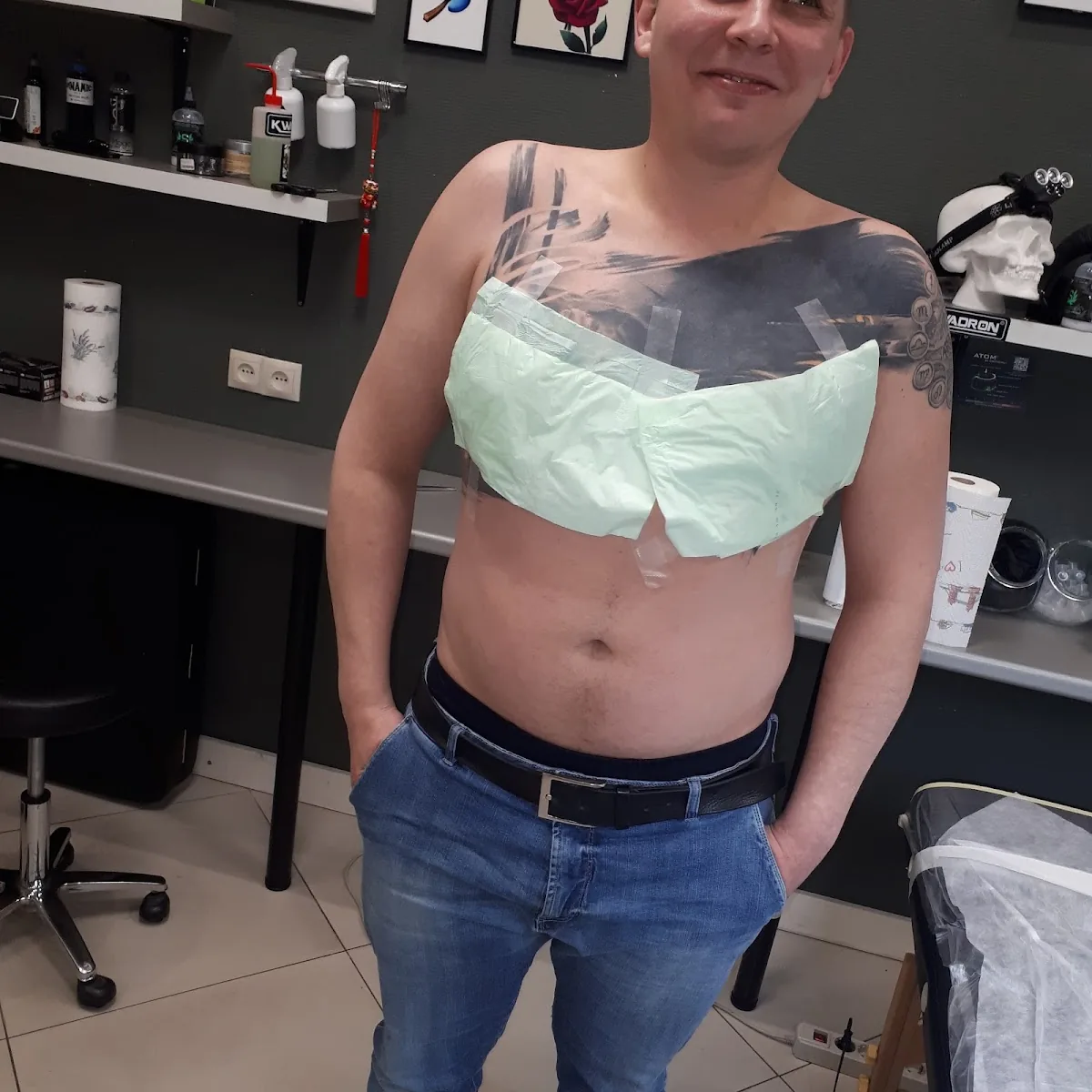 Tattoo by 713 Club, студия татуировки at 713 Club, студия татуировки