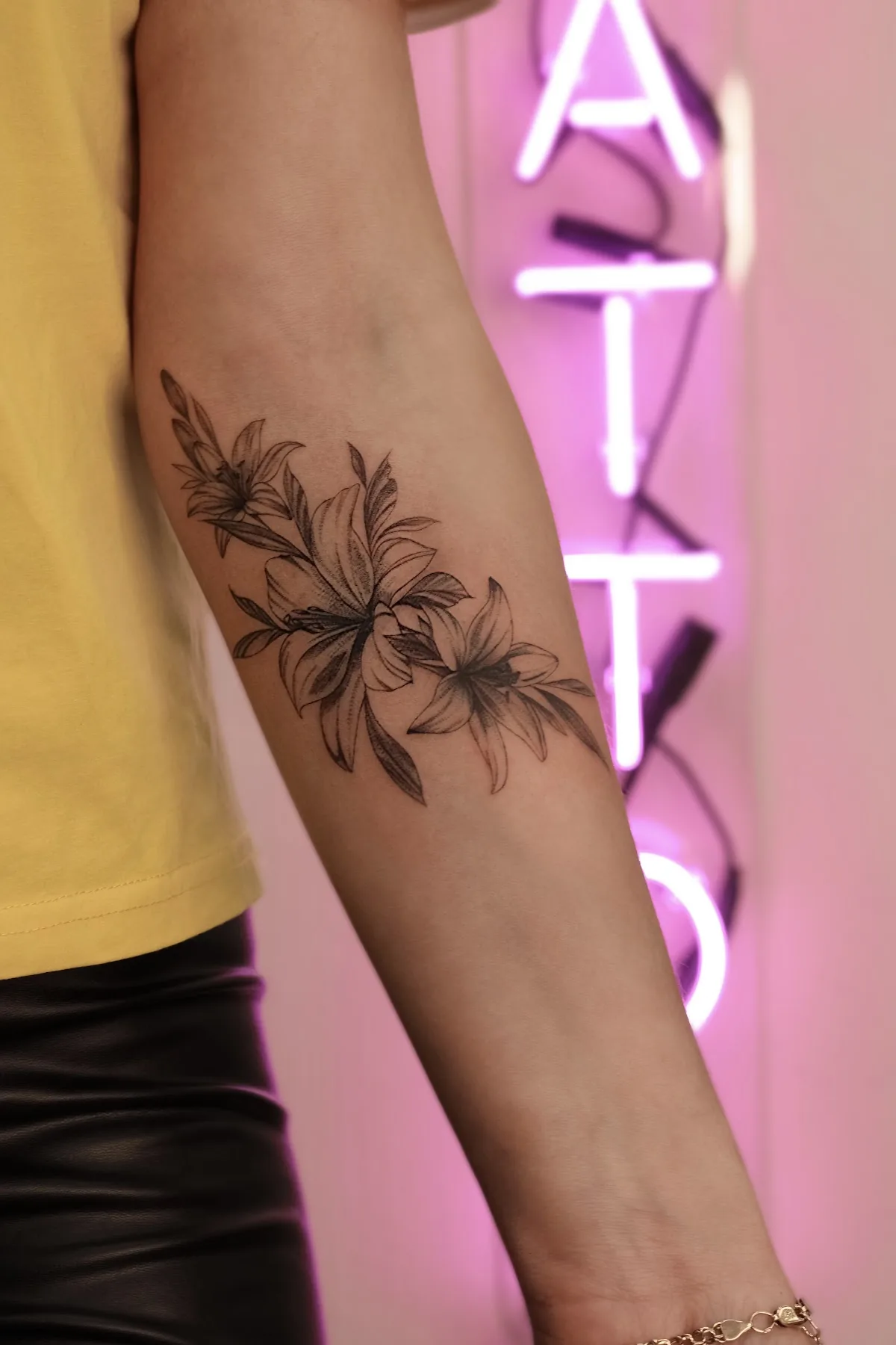 Tattoo by Aura Tattoo, тату-салон at Aura Tattoo, тату-салон