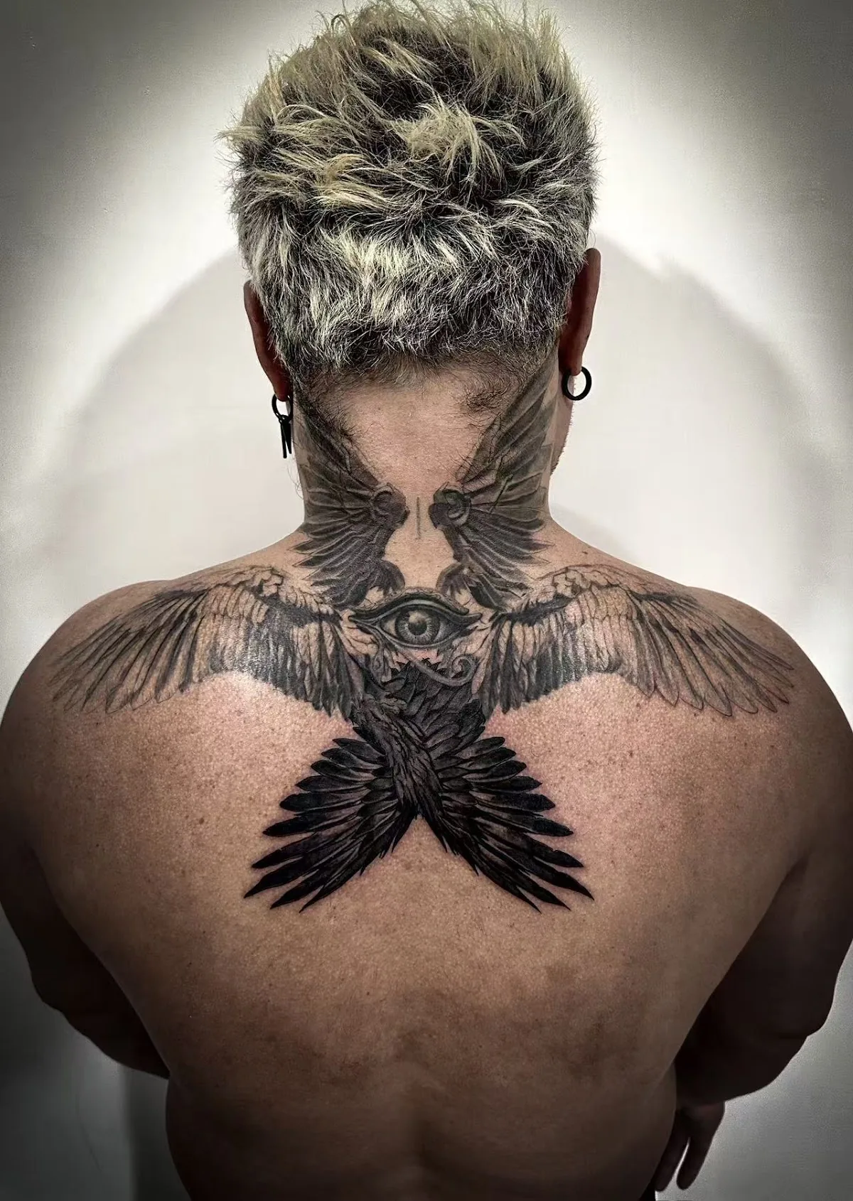 Tattoo by 八镹弎刺青893 tattoo studio at 八镹弎刺青893 tattoo studio