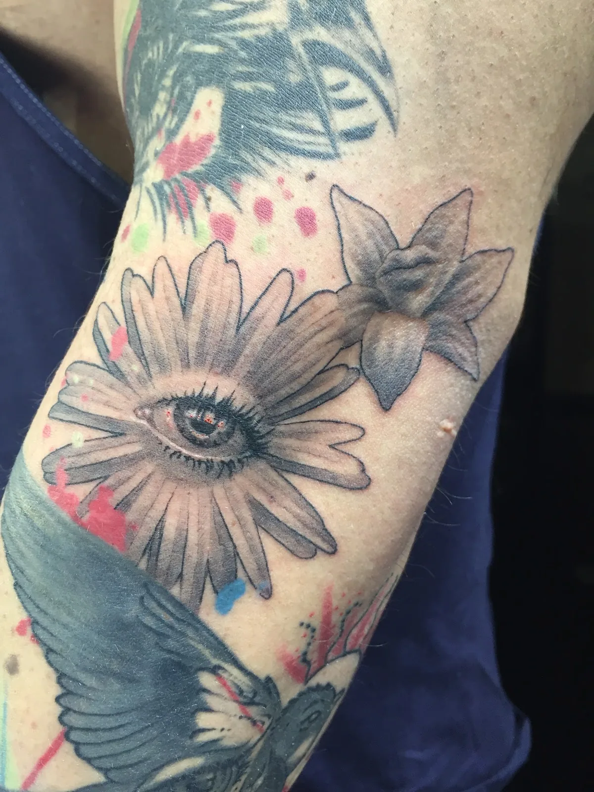 Tattoo by ダリのタトゥースタジオ | Graphic Tribe Tattoos | Dali’s Tattoo Studio at ダリのタトゥースタジオ | Graphic Tribe Tattoos | Dali’s Tattoo Studio