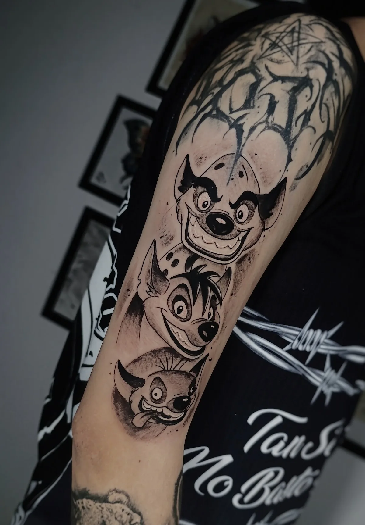 Tattoo by DAVE TATTOO STUDIO at DAVE TATTOO STUDIO