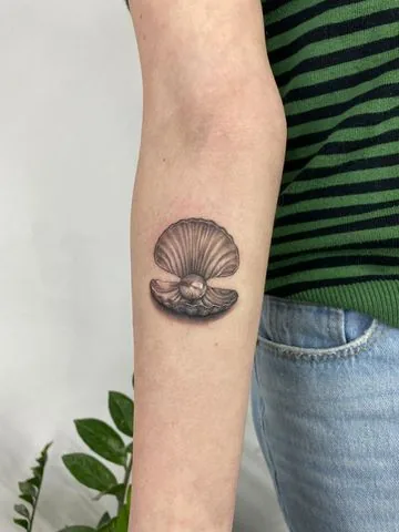Tattoo by דיו קעקועים - DYO Tattoo at דיו קעקועים - DYO Tattoo