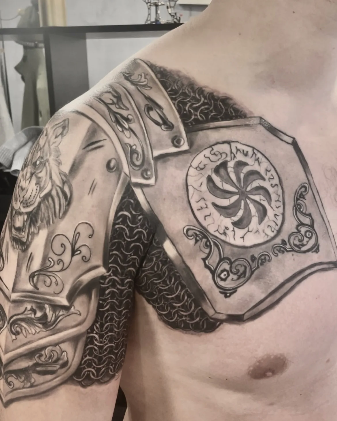 Tattoo by Elk workshop, салон пирсинга и тату at Elk workshop, салон пирсинга и тату