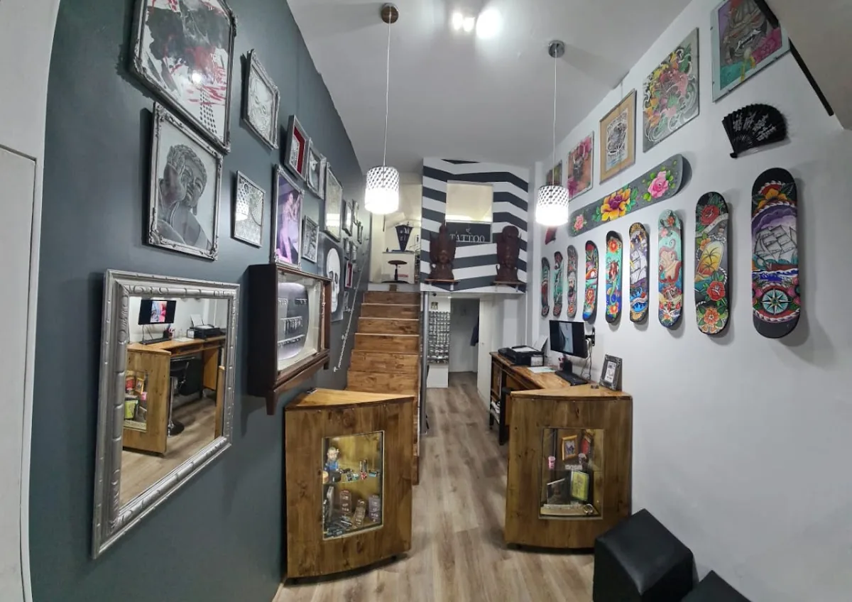 Tattoo by Eshú Piercing & Tattoo at Eshú Piercing & Tattoo