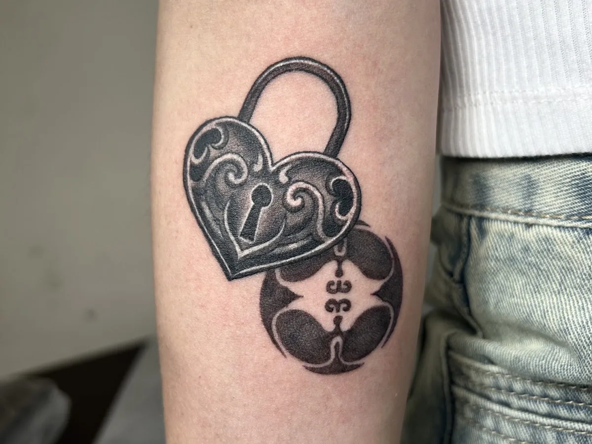 Tattoo by Fuga Tattoo Shop Shinjuku at Fuga Tattoo Shop Shinjuku