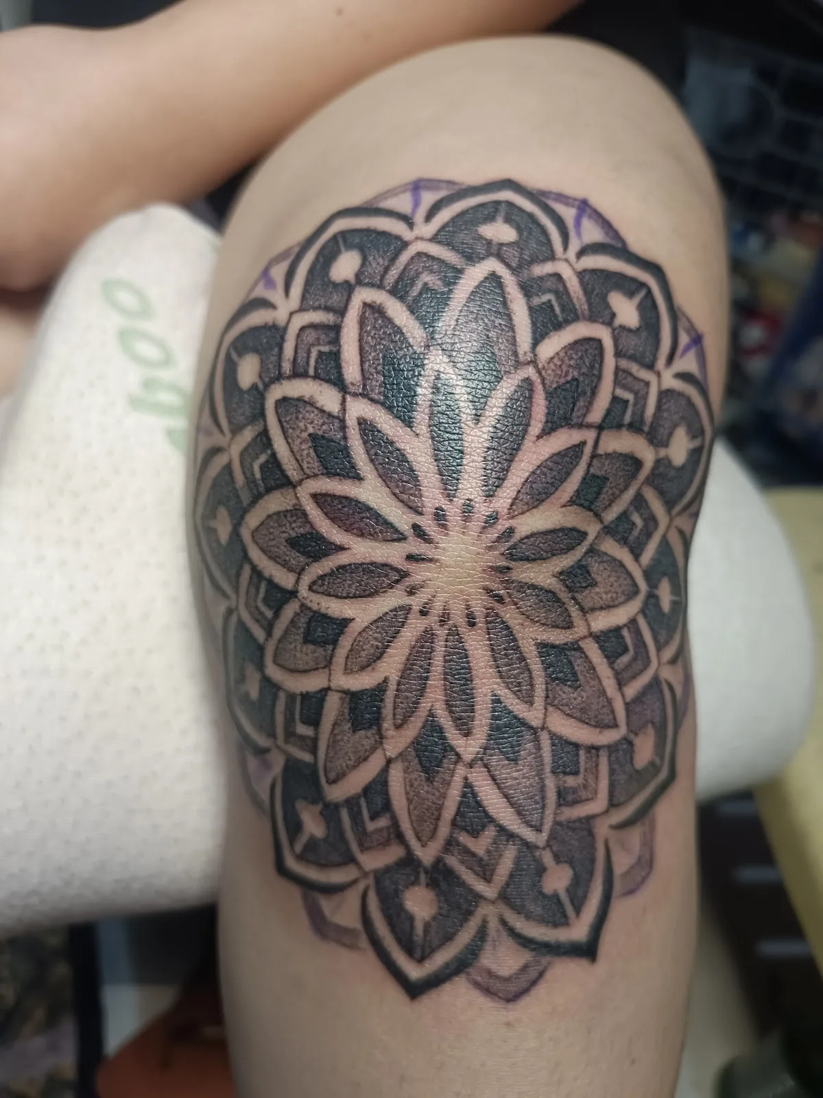 Tattoo by Himitsu de tattoo at Himitsu de tattoo