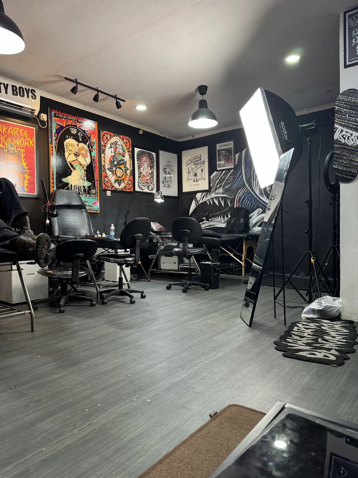 Tattoo by Jakarta Blackwork Tattoo Studio at Jakarta Blackwork Tattoo Studio