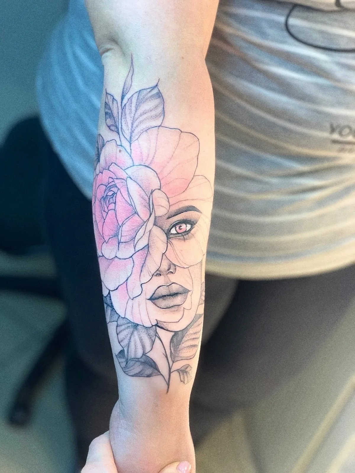 Tattoo by Хочу и сделаю, центр пирсинга и татуировки at Хочу и сделаю, центр пирсинга и татуировки