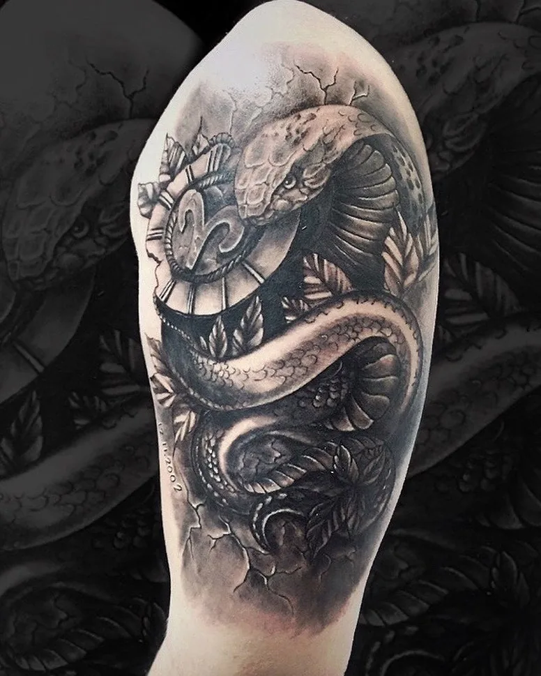 Tattoo by Kosmo Tattoo, тату-салон at Kosmo Tattoo, тату-салон