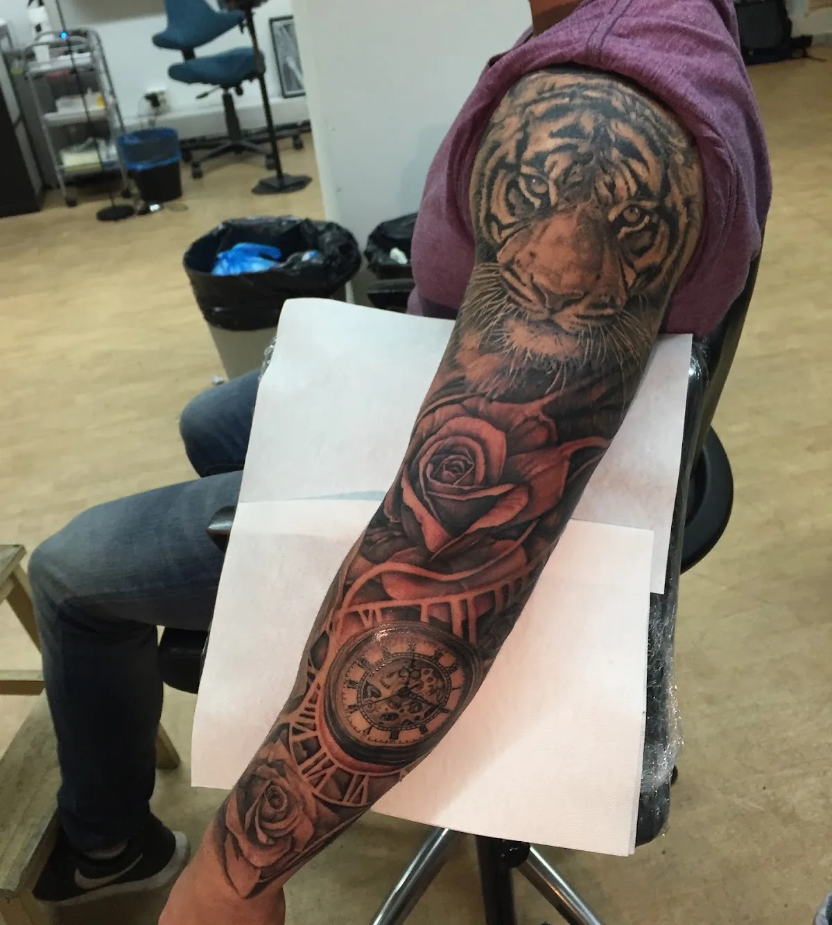 Tattoo by Lifestyle Tattoo Södermalm at Lifestyle Tattoo Södermalm