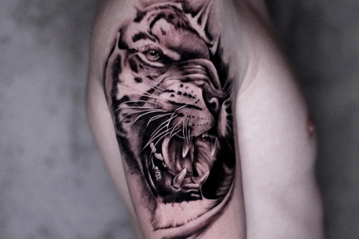 Tattoo by Маяк Тату Collective, тату-студия at Маяк Тату Collective, тату-студия