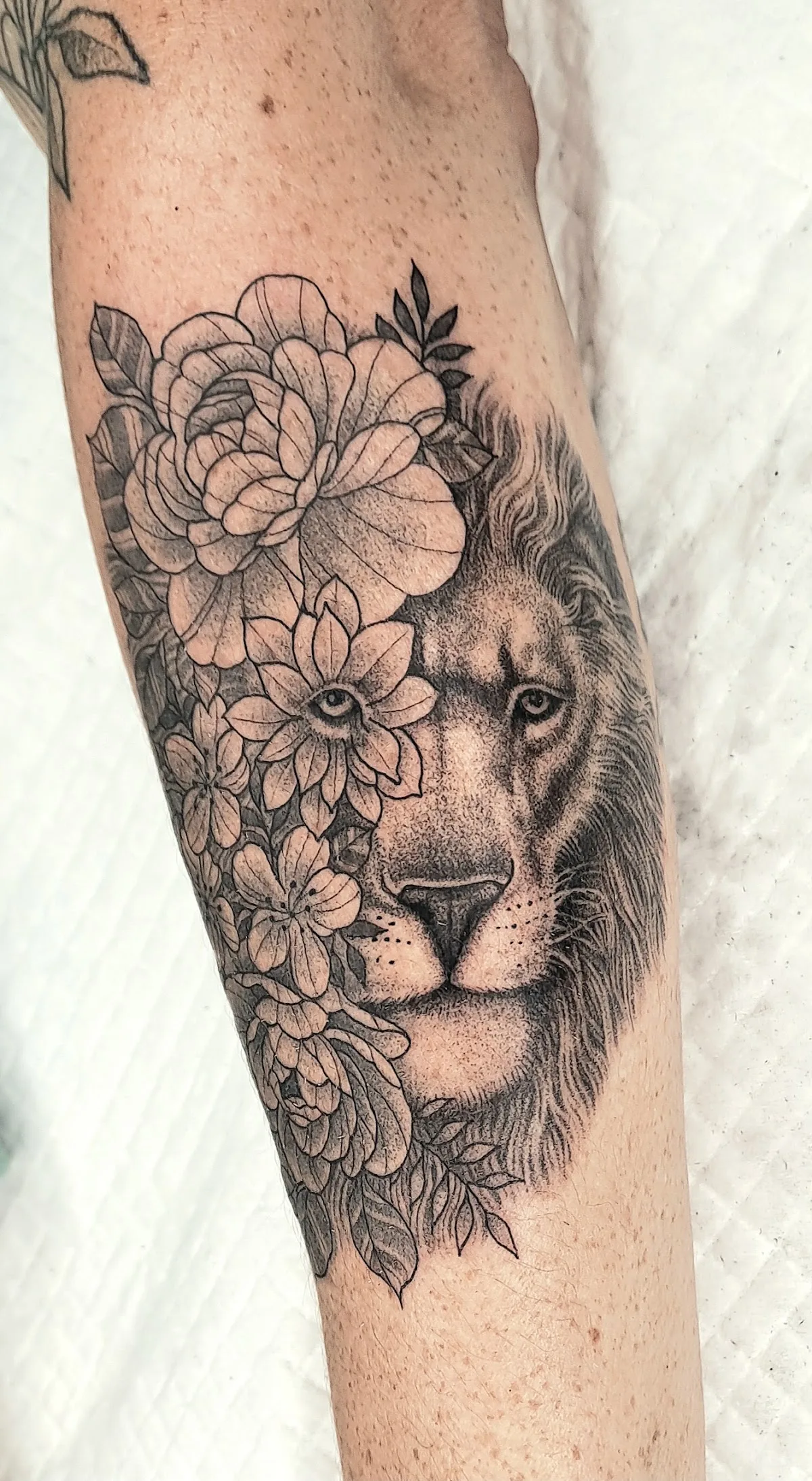 Tattoo by Mornzter Tattoo Studio Chingmai at Mornzter Tattoo Studio Chingmai