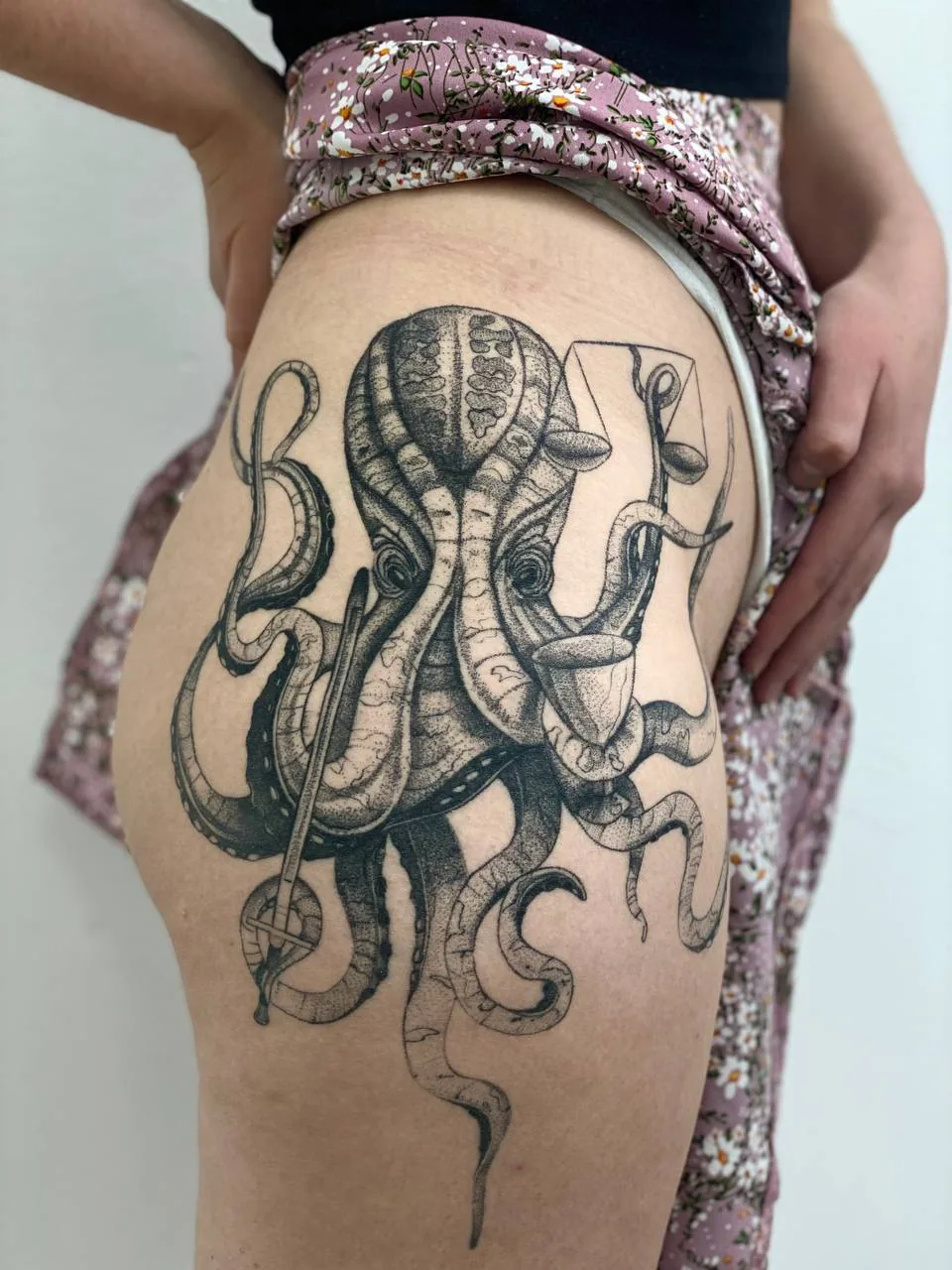 Tattoo by Nazarov studio, салон пирсинга at Nazarov studio, салон пирсинга