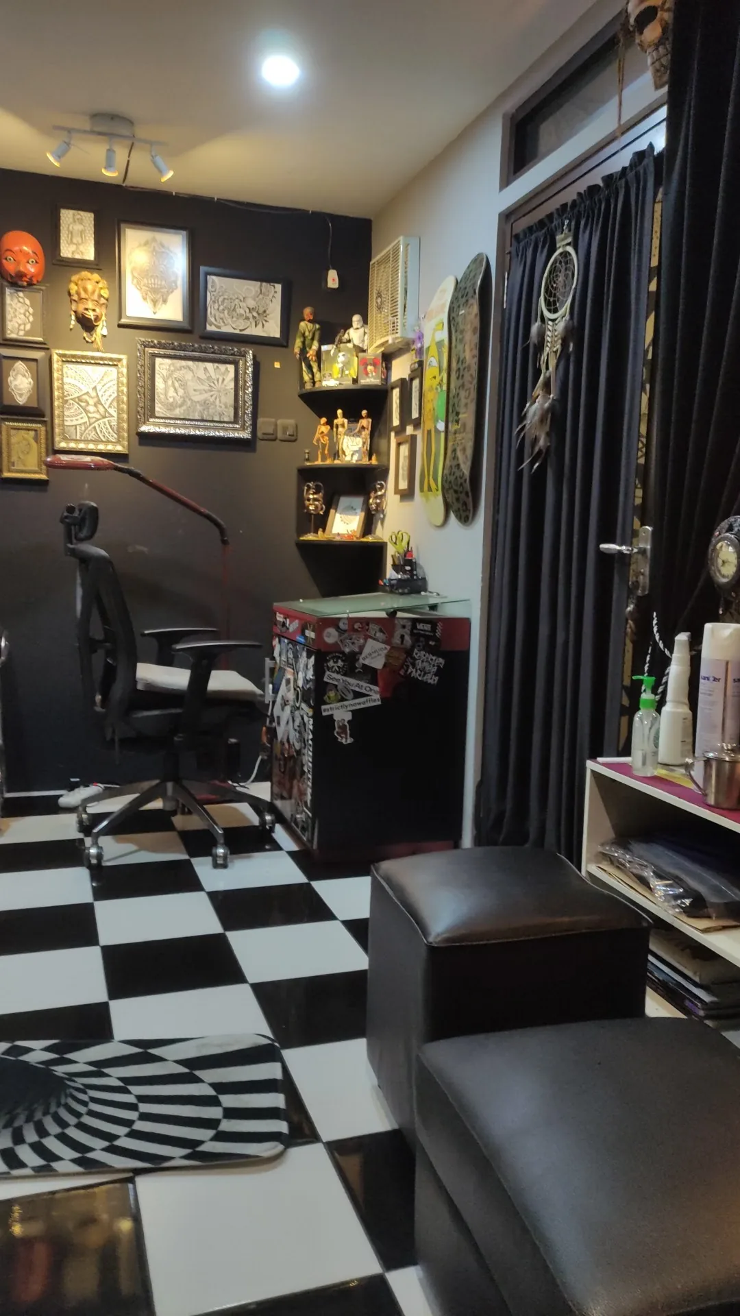 Tattoo by Rogerio's tattoo parlour at Rogerio's tattoo parlour