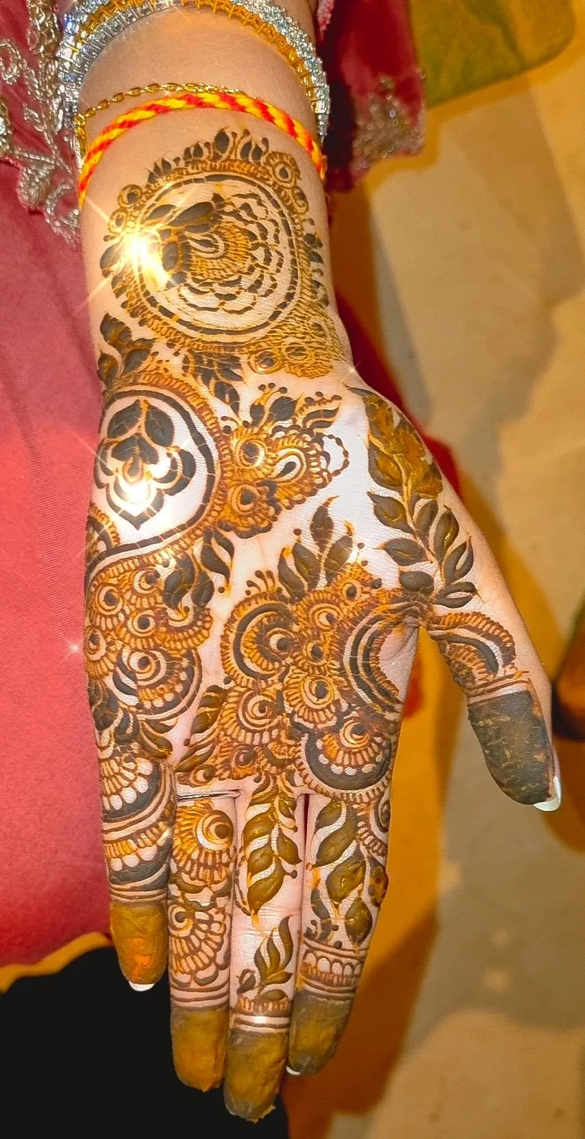Tattoo by Roshan's Best Henna Artist Dubai | Temporary Tattoo Dubai | الحناء دبي at Roshan's Best Henna Artist Dubai | Temporary Tattoo Dubai | الحناء دبي