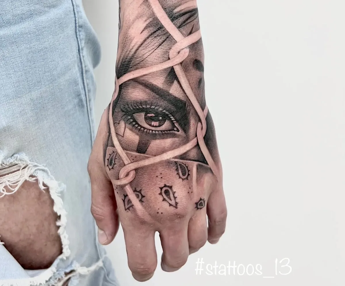 Tattoo by Stattoos, салон татуировки и пирсинга at Stattoos, салон татуировки и пирсинга