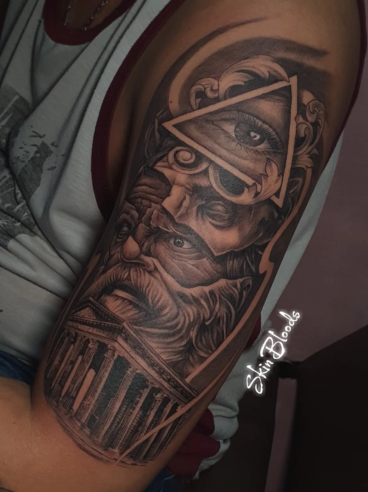 Tattoo by STUDIO TATO SKINBLOODS TATTOO & PIERCING at STUDIO TATO SKINBLOODS TATTOO & PIERCING
