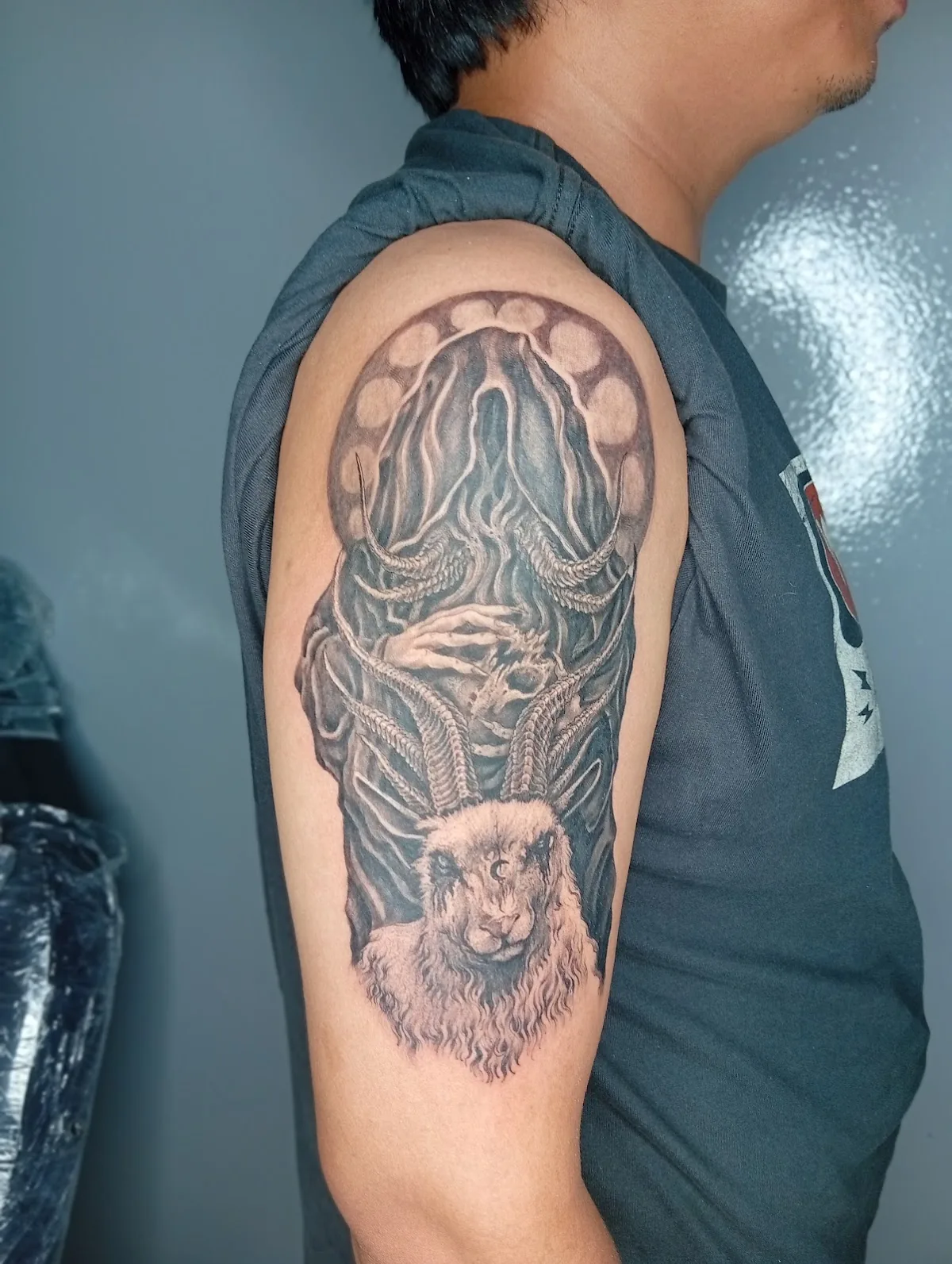 Tattoo by THEEYE TATTOO Kemang Jakarta Selatan at THEEYE TATTOO Kemang Jakarta Selatan