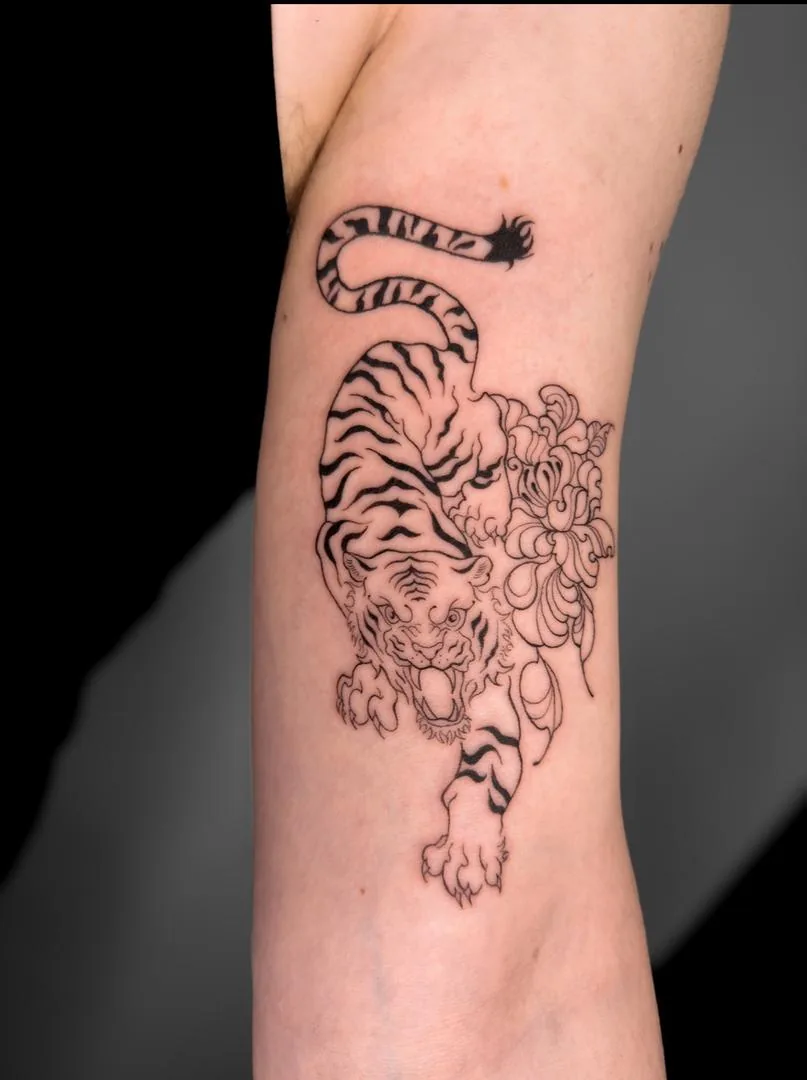 Tattoo by Touché tattoo studio Warsaw at Touché tattoo studio Warsaw