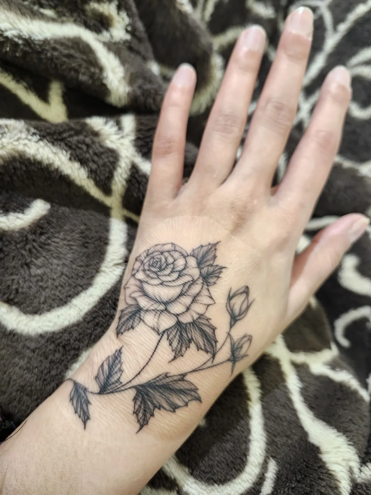 Tattoo by Vancouver Fine-line Tattoo|Miki S| Single-Needle, Geometric, Microrealism, Narrative Tattoo at Vancouver Fine-line Tattoo|Miki S| Single-Needle, Geometric, Microrealism, Narrative Tattoo