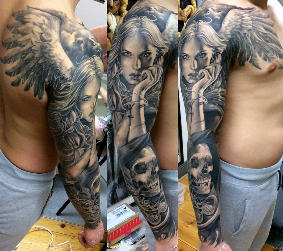 Tattoo by Здесь Бьют, тату-салон at Здесь Бьют, тату-салон