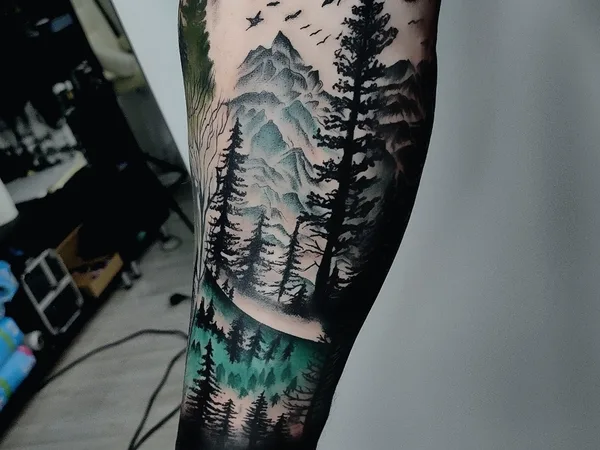 Hallway Dark Tattoo, тату-салон