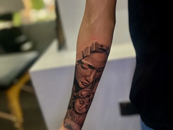 HAPPY PLACE TATTOO STUDIO
