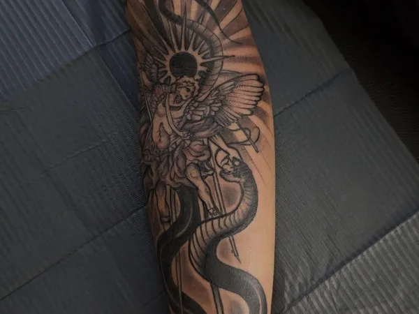 HEAVEN TATTOO ESTUDIO PRIVADO