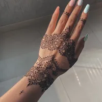 Henna Tattoo Dubai studio (HOME SERVICE ONLY)
