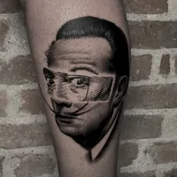 Huit Tattoo & Piercing Studio