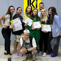 Киви, школа тату